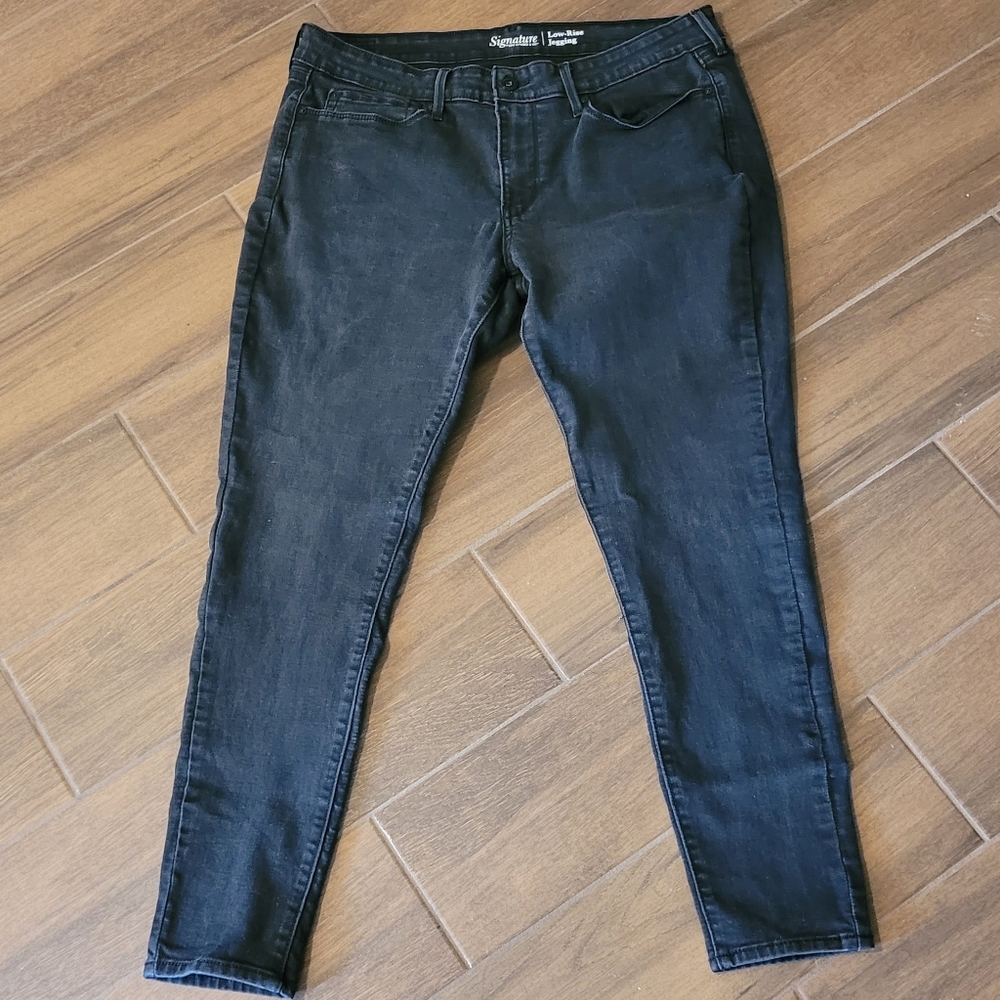 Levi's low Rise jegging 18M